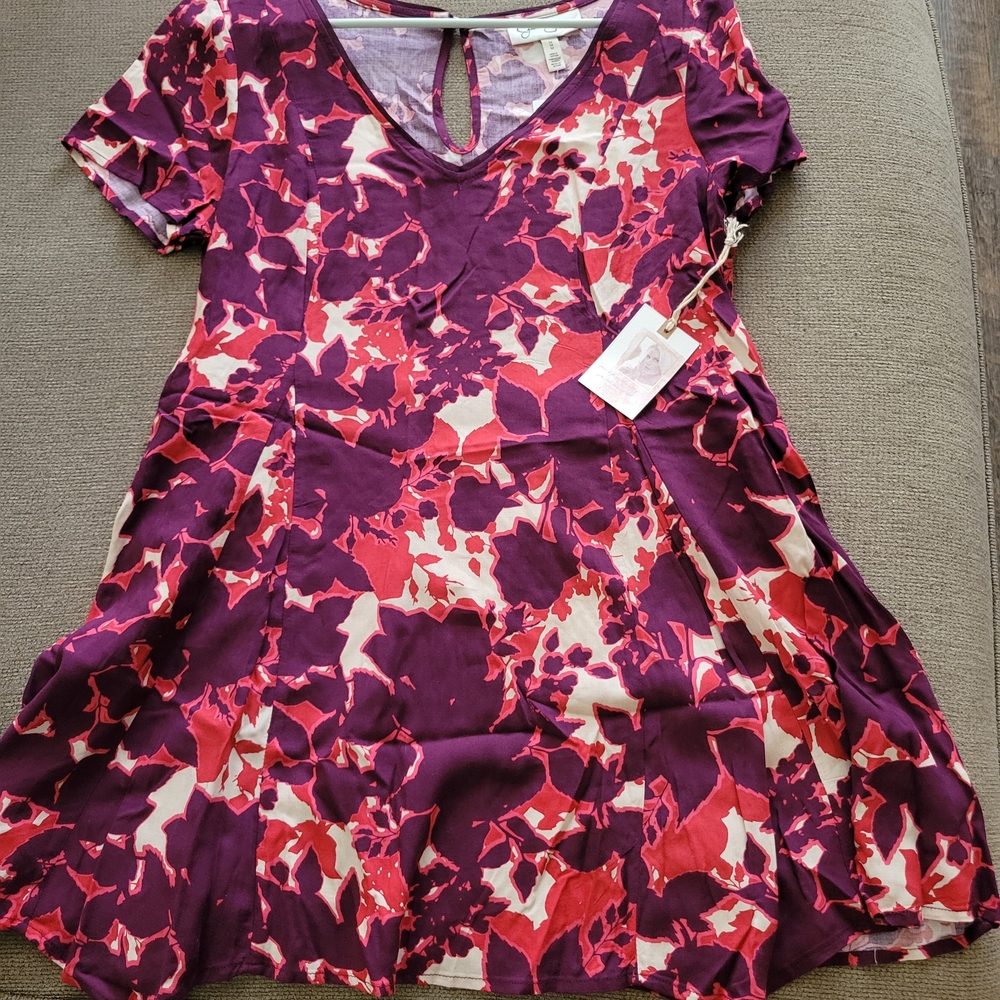 Sh12 Jessica Simpson Maternity Blouse in Red and Purple